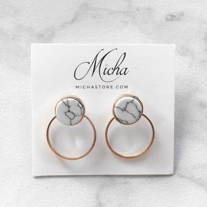 NWT Circle Dangling Marble Earrings